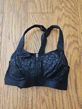 Victoria's Secret Knockout Max Support Front-Zip Sports Bra Black Cheetah 32DD